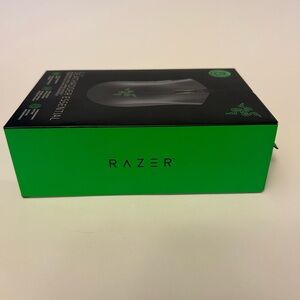 Razer Ergonomic Gaming Mouse in Black and Green